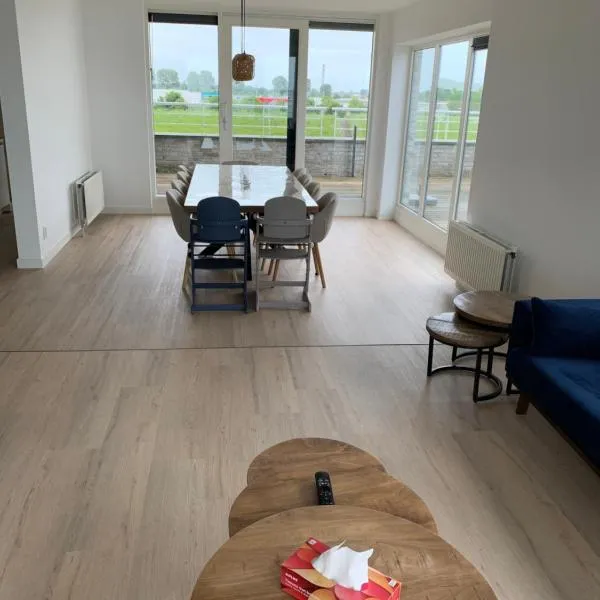 Kustverhuur, Appartement aan Zee, Port Scaldis 09-022，位于斯容代克的酒店