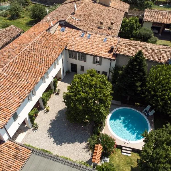 Corte Martinola bed&breakfast in Franciacorta，位于Ome的酒店