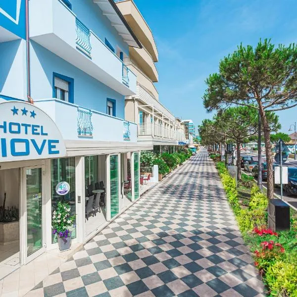 Hotel Giove dipendenza Hotel Fiamma，位于切塞纳蒂科的酒店