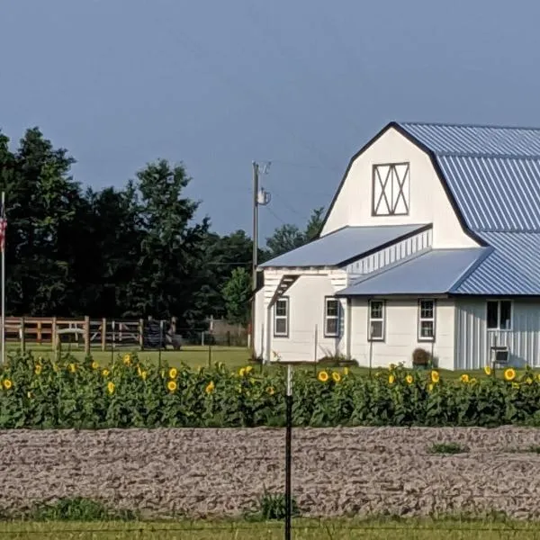 Bunkhouse Farm Stay，位于Fort White的酒店