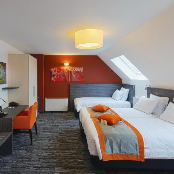 拉卢维耶尔橙色酒店，位于Mignault的酒店