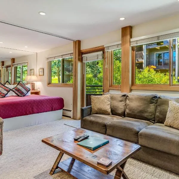 Laurelwood Condominiums 406，位于斯诺马斯村的酒店