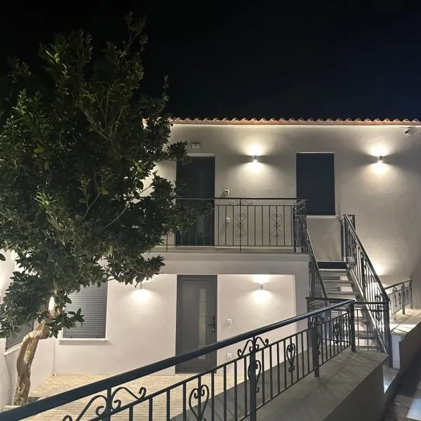 Flonikos Apartmnets，位于Tsimándria的酒店