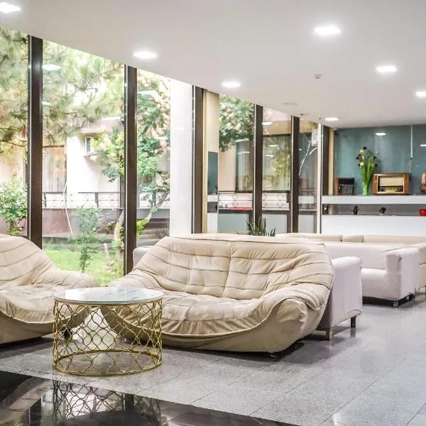 Hotel & MedSpa Siret，位于马马亚的酒店