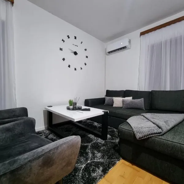 GOLD Apartman，位于Podvidača的酒店