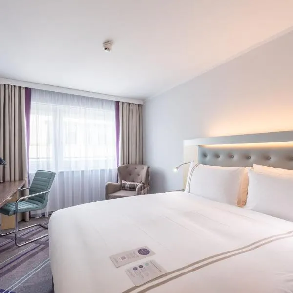 Premier Inn Stuttgart Airport，位于莱因费尔登-埃希特尔丁根的酒店