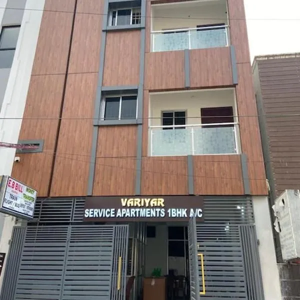 Variyar Service Apartments Unit C 1st Floor，位于Arcot的酒店