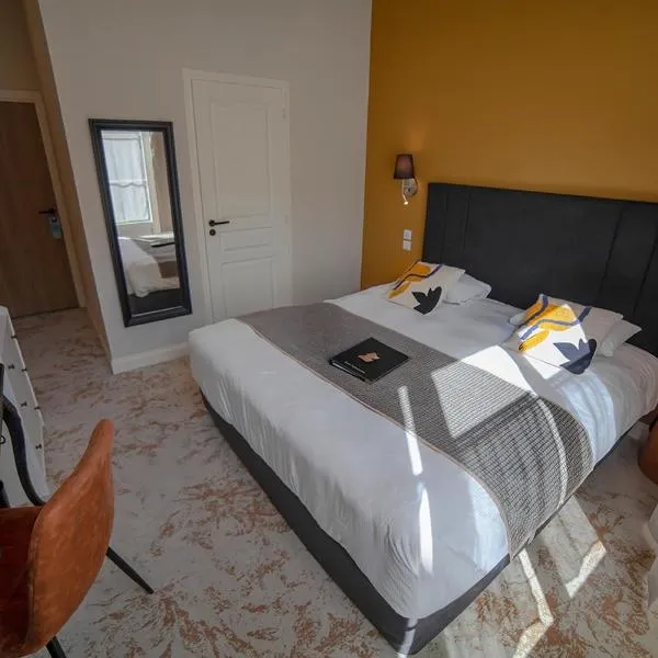 Logis Hôtel & Restaurant - Les Hauts de Montreuil，位于蒙特勒伊的酒店