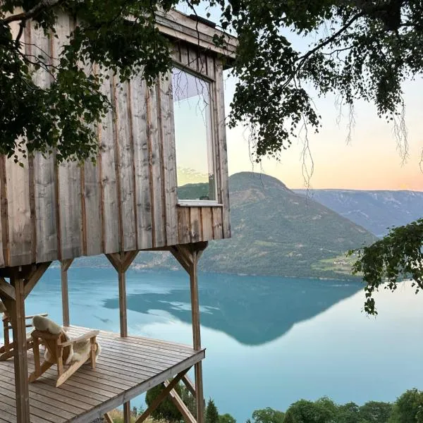 Raaum Gard, hytte 2，位于Hafslo的酒店