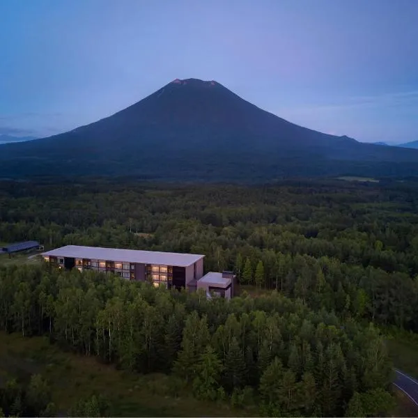 Higashiyama Niseko Village, a Ritz-Carlton Reserve，位于Kishū-dantai的酒店