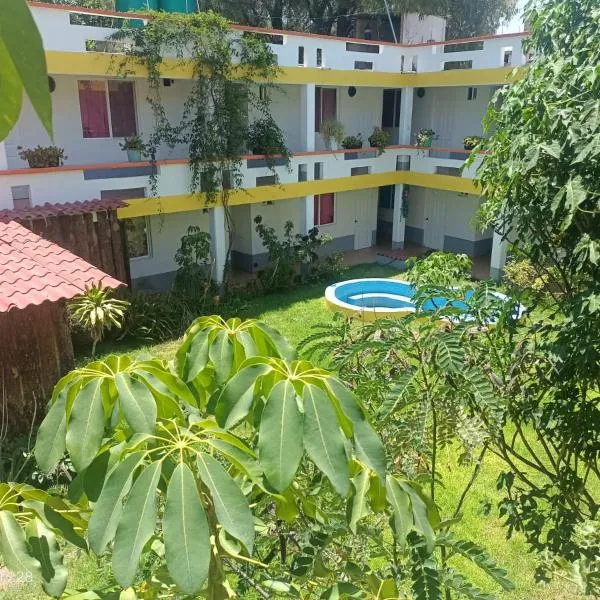 Hotel Posada La Bonita，位于Progreso de Obregón的酒店