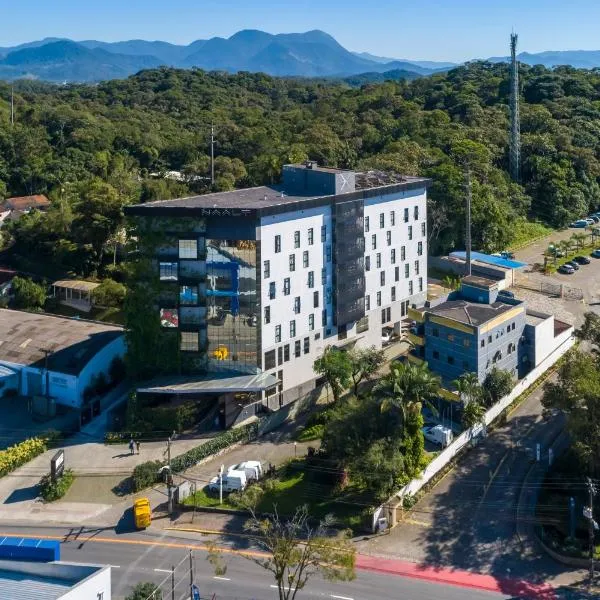 Naalt Hotel Joinville，位于约恩维利的酒店