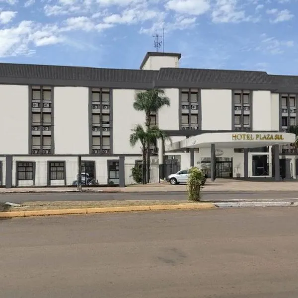 Hotel Plaza Sul，位于卡拉济纽的酒店
