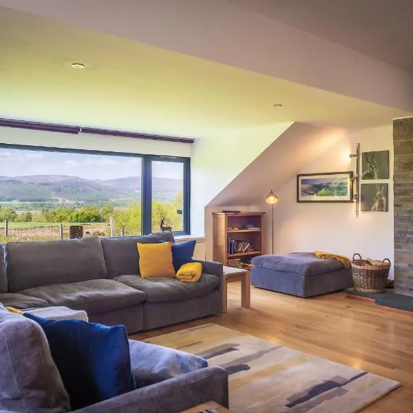 Kirkstone Lodge，位于Insh的酒店