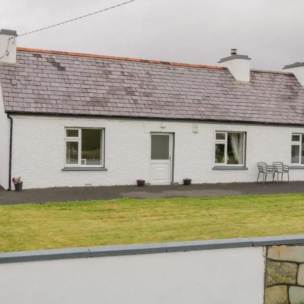 Maghera Caves Cottage，位于阿达拉的酒店
