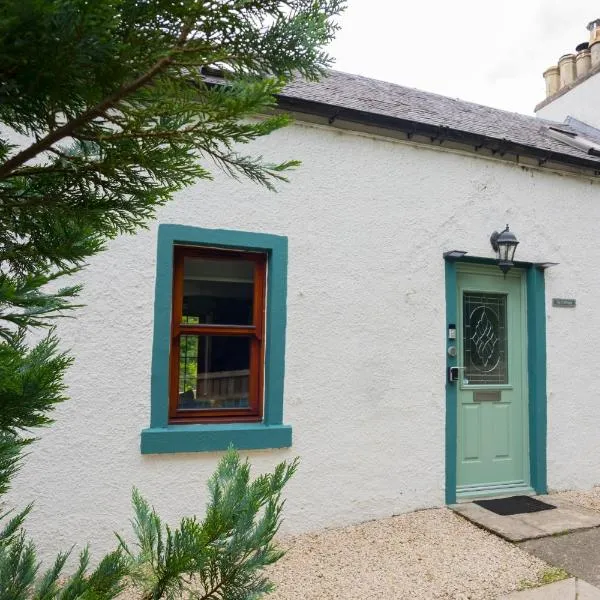 Tig Cottage - a rural, quirky, pet friendly 2 bedroom cottage near Ballantrae，位于Colmonell的酒店