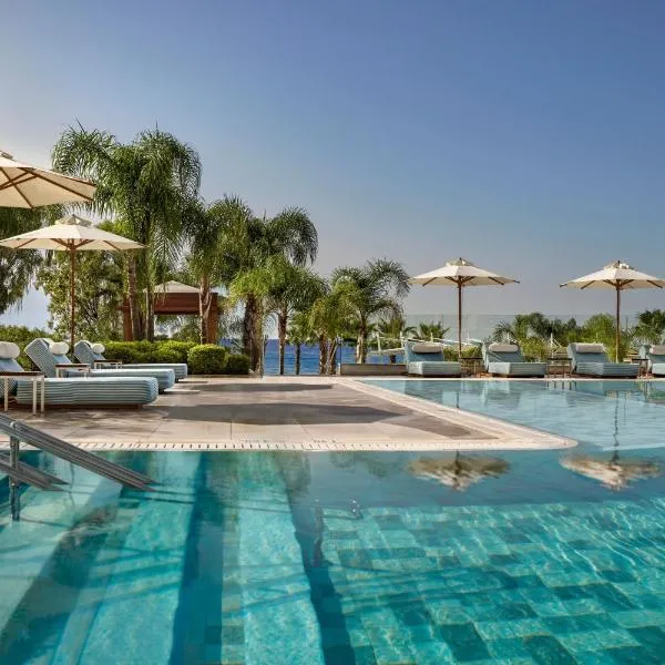 Parklane, a Luxury Collection Resort & Spa, Limassol，位于总督海滩的酒店