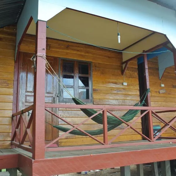 Tavendang Guesthouse，位于Khinak的酒店