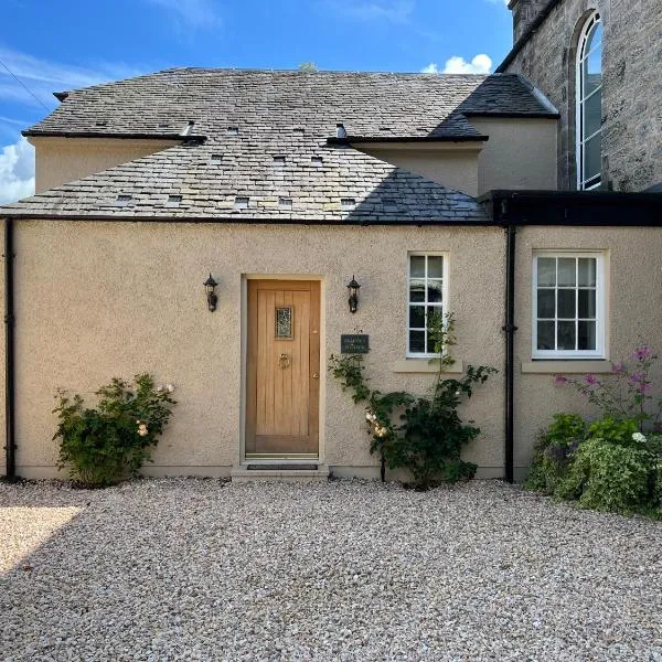 Quaint self contained cottage near Edinburgh.，位于Loanhead的酒店