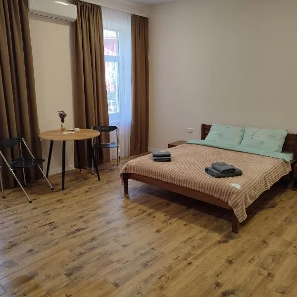 SweetHomeApartment，位于卡缅涅茨-波多利斯基的酒店