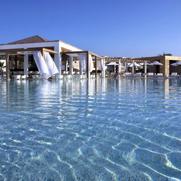 Pelagos Suites Hotel & Spa，位于科斯镇的酒店