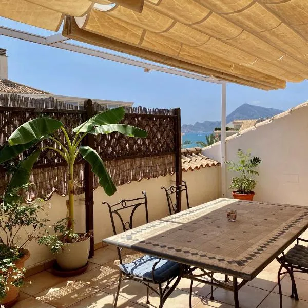 Penthouse with amazing terrace and Altea sea views，位于阿尔啼的酒店