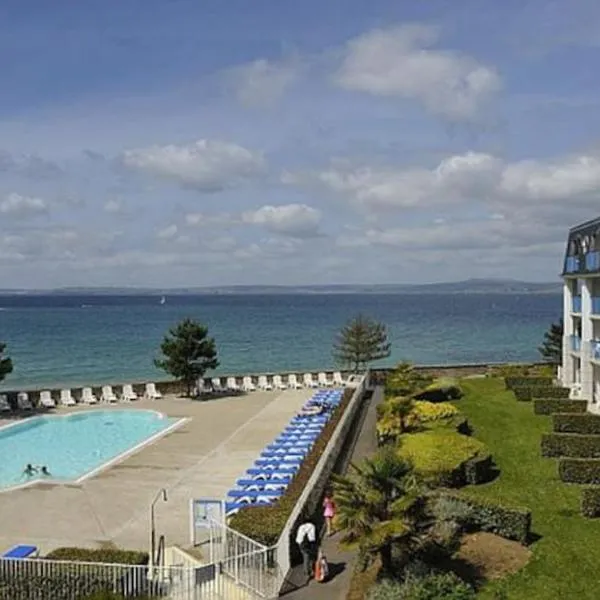 Appartement Douarnenez Résidence en bord de plage，位于杜瓦讷内的酒店