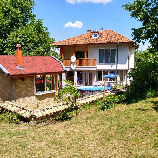Бялата къща Калугерица，位于Nevsha的酒店
