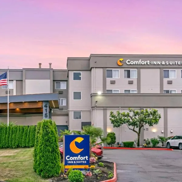 Comfort Inn & Suites Pacific - Auburn，位于Edgewood的酒店