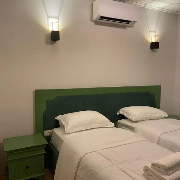 “Sarajet” Bed&Breakfast，位于Këlcyrë的酒店