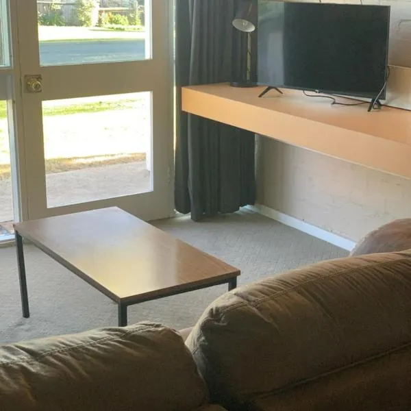 Mallacoota Hotel Motel，位于马拉库塔的酒店