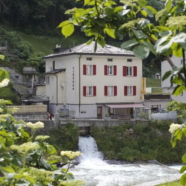Hotel Foppoli,位于波斯基亚沃的酒店