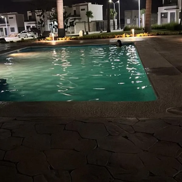 Casa en Mazatlán，位于马萨特兰的酒店