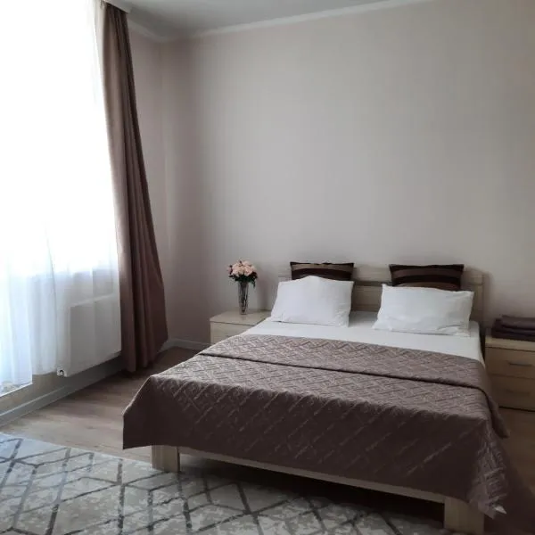 Квартира ЖК Балкадиша，位于Aleksandrovka的酒店