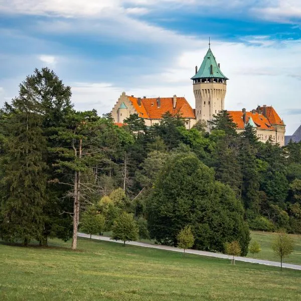 Smolenický zámok，位于Prievaly的酒店