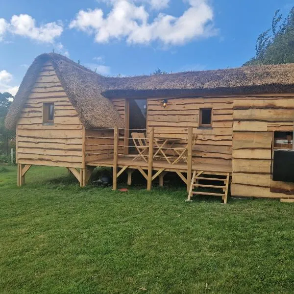 Chalet du bonheur de campagne，位于Bréauté的酒店