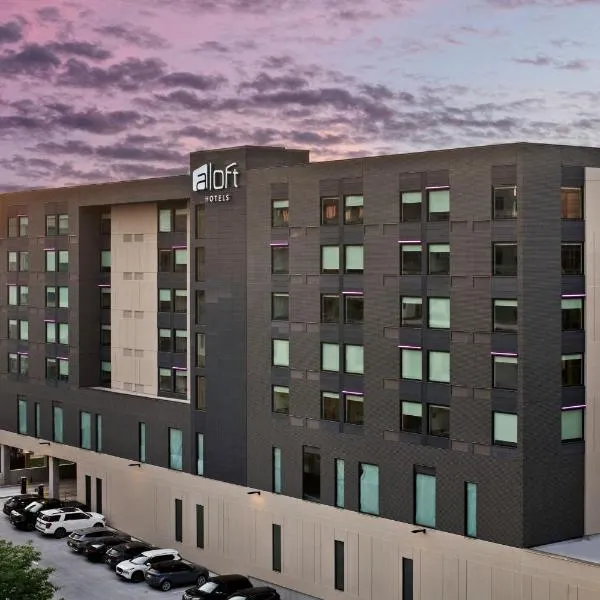 Aloft Kansas City Country Club Plaza，位于堪萨斯城的酒店