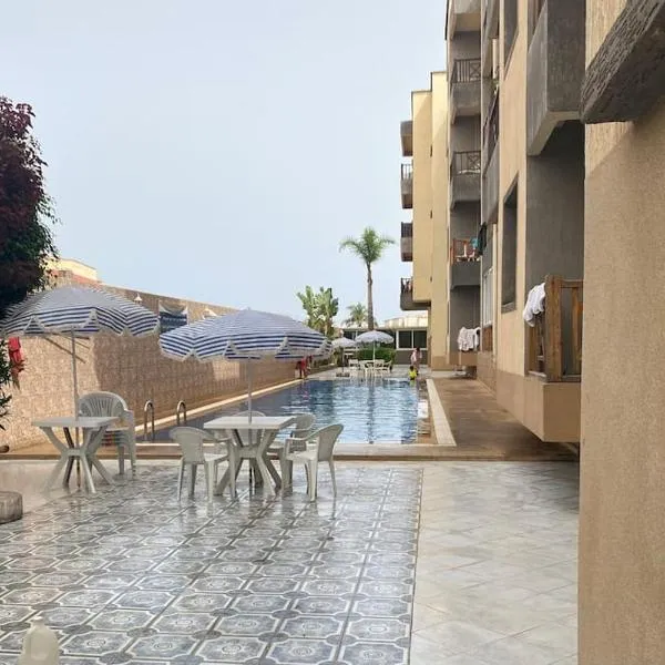 Appartement avec piscine proche de Sidi Bouzid，位于Douar Sehamna的酒店