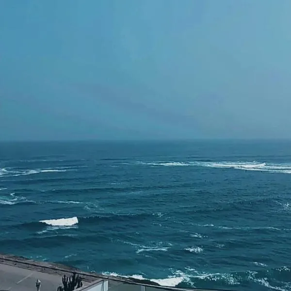 Excelente Departamento con vista al Mar - Punta Hermosa，位于蓬塔赫尔莫萨的酒店