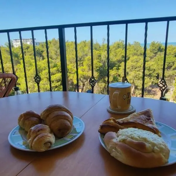 BELLISSIMA CASA AL MARE CON VISTA MOZZAFIATO，位于格勒姆的酒店