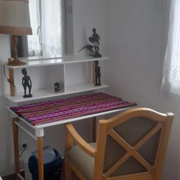 1 Chambre pour 2 dans une maison "Chez l'habitant"，位于Quincy-Voisins的酒店