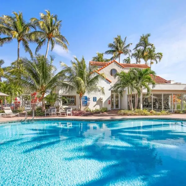 Comfy Apartments at Sheridan Ocean Club in Florida，位于达尼亚滩的酒店