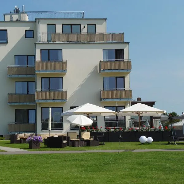幻娜酒店，位于Thulendorf的酒店