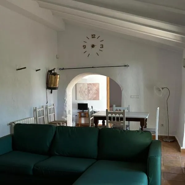 Cortijo Burruelo，位于阿尔戈多纳莱斯的酒店