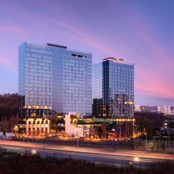 DoubleTree By Hilton Seoul Pangyo Residences，位于Changt'ŏ的酒店