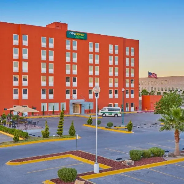 City Express Junior by Marriott Juarez Consulado，位于Alfredo V. Bonfil的酒店