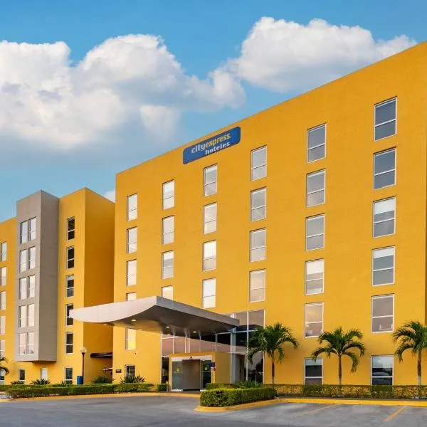 City Express by Marriott Tuxpan，位于Juan Lucas的酒店