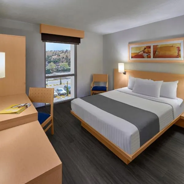 诺加利斯城市快捷酒店，位于诺加利斯的酒店