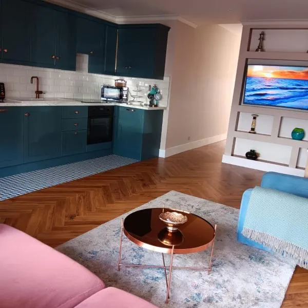 THE LODGE Apartment，位于贝尔马利特的酒店