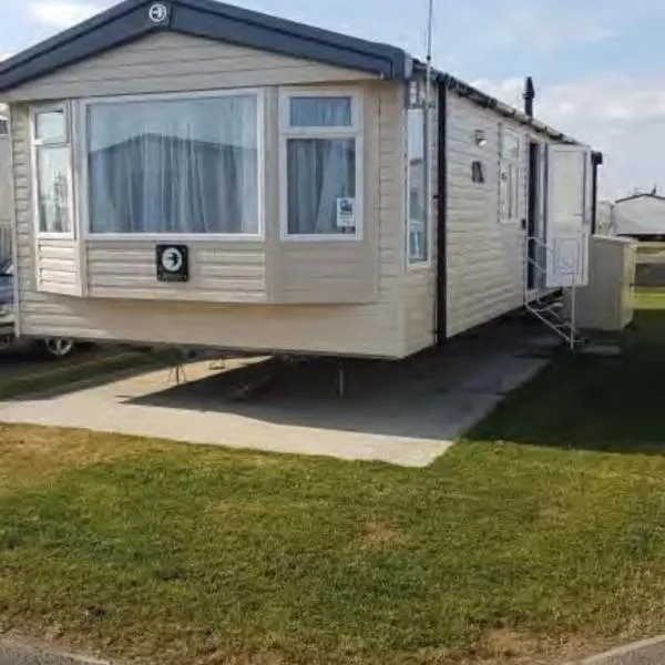 MV18 Park Holidays, St Osyth Beach no smoking self catering holiday，位于Saint Osyth的酒店